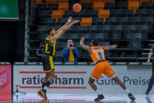 资历与年龄 资历与年龄