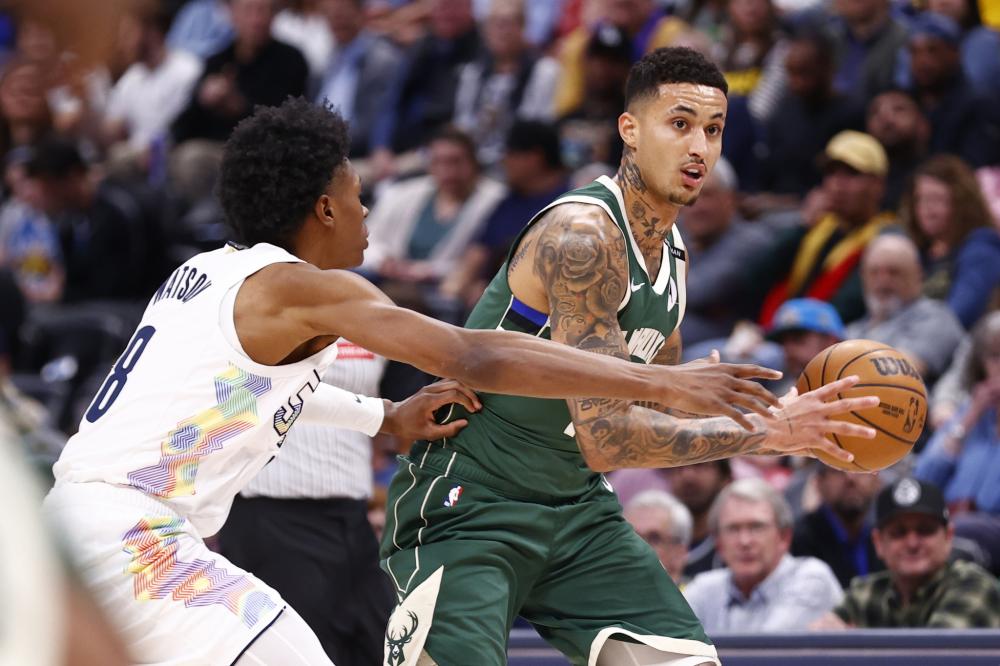 萨卡迎来首 萨卡迎来首